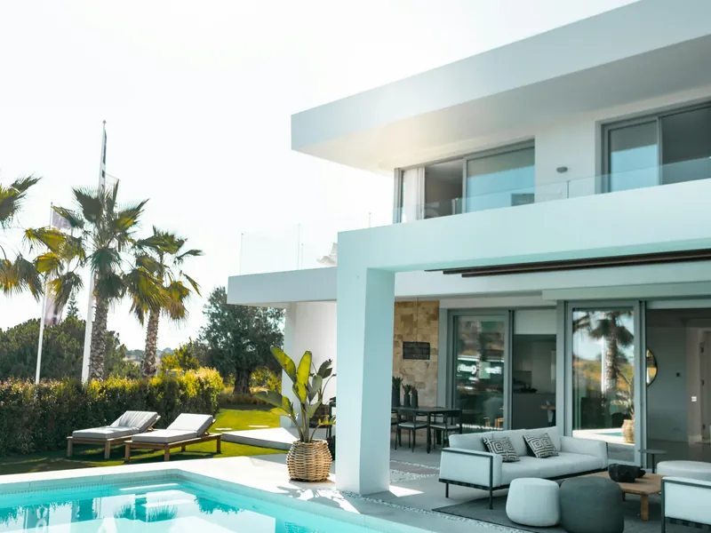 La villa vue du jardin, façade sur l'Atlantique